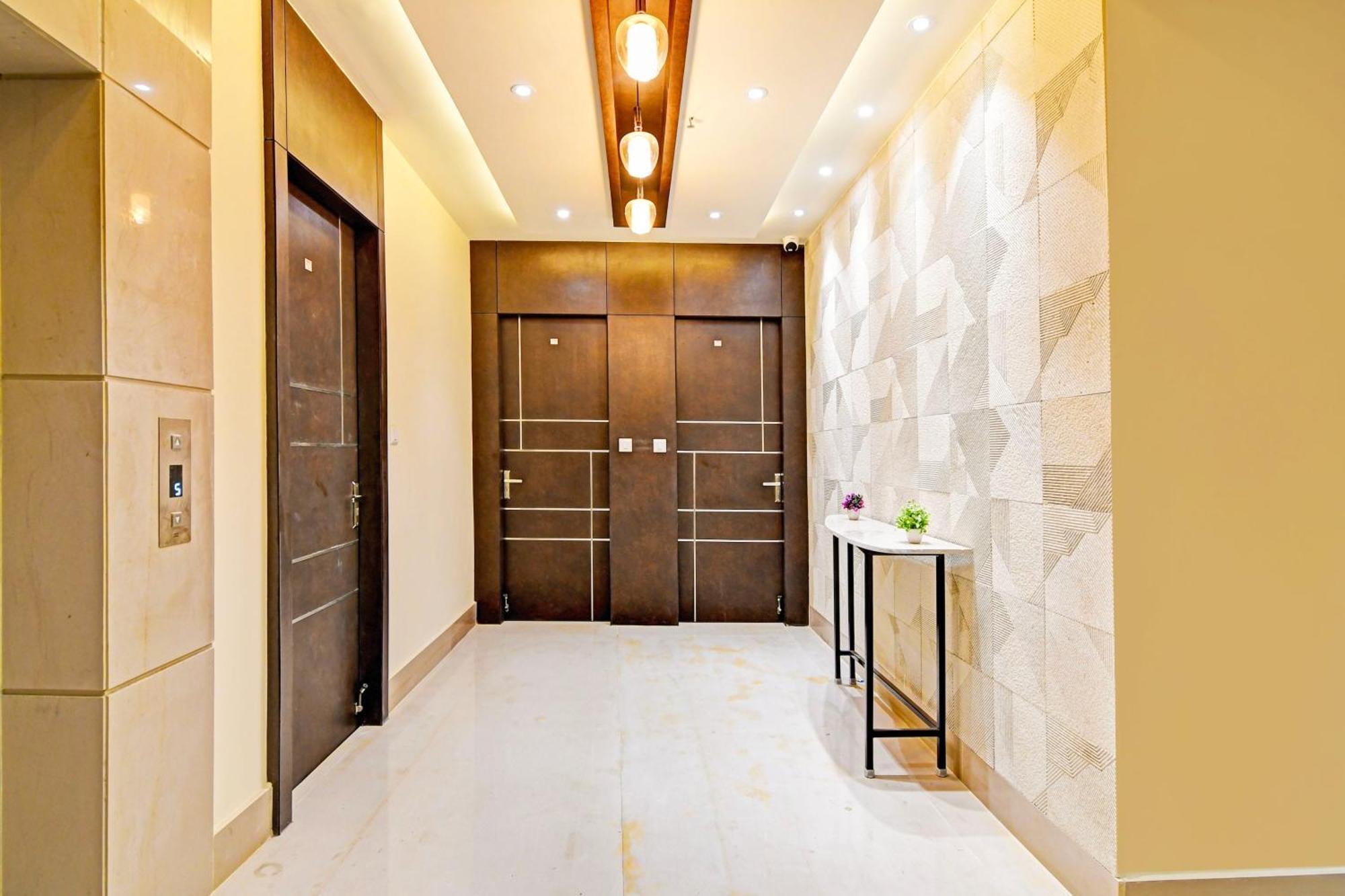 Super Hotel O Samotel Kalkutta Kültér fotó